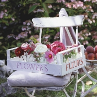 Postkarte Flowers-Kiste